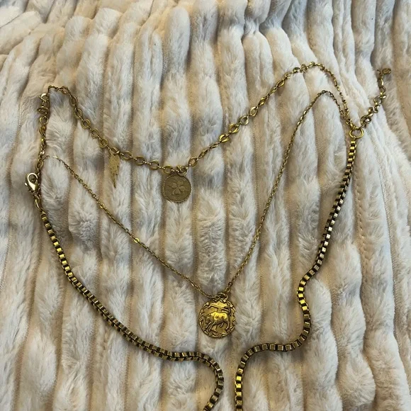 Elegant Dylan Lex GILDED LOLA Necklace - Picture 3 of 10
